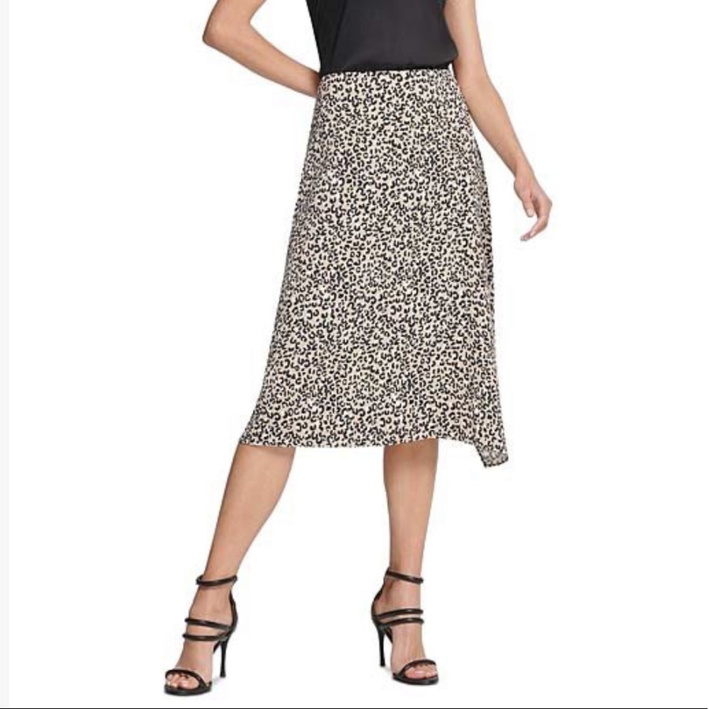 DKNY SKIRT NEW